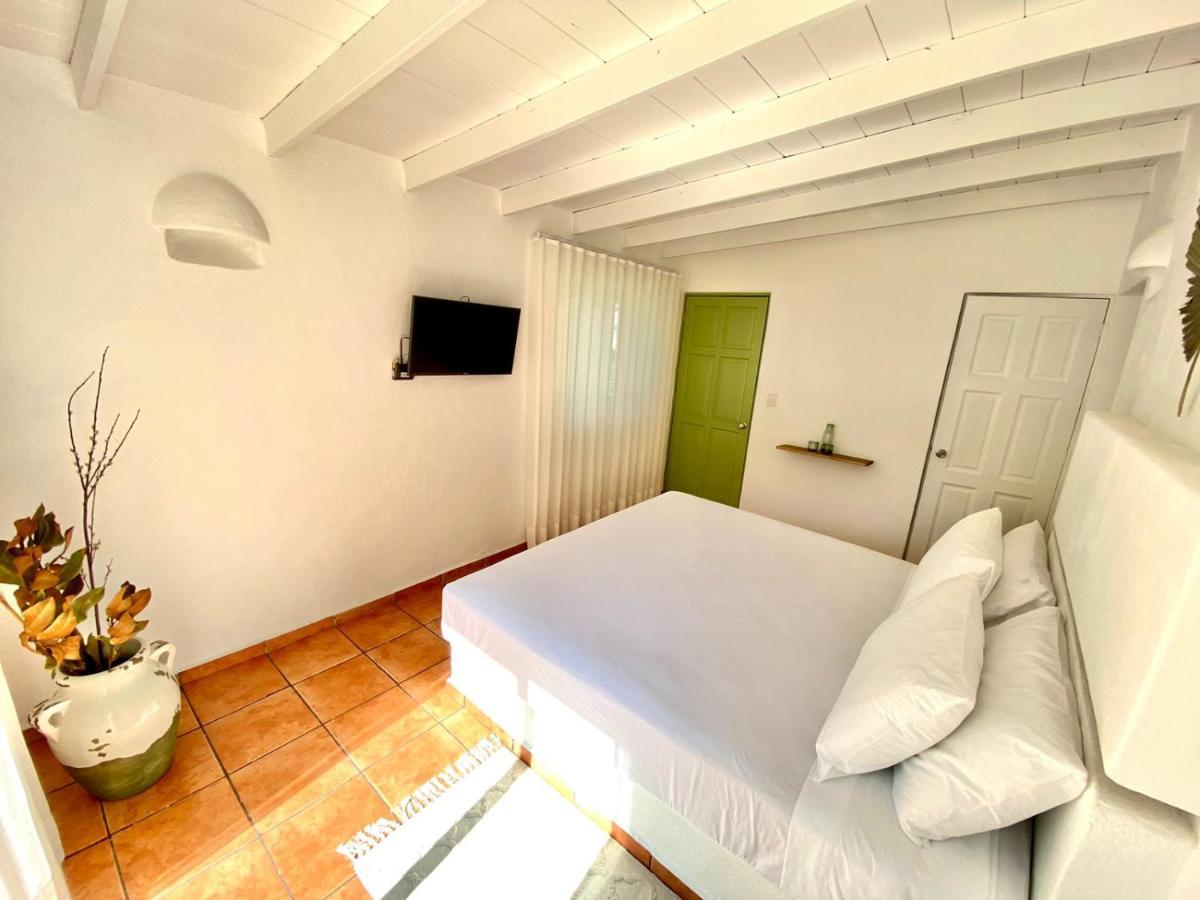 Hotel Cala Blanca Κουερναβάκα Εξωτερικό φωτογραφία